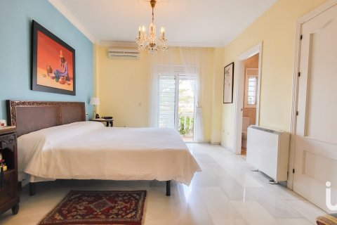 Talo myytävänä Malaga, Espanja, 6 makuuhuonetta, 245 m2 No. 154084 - kuva 9