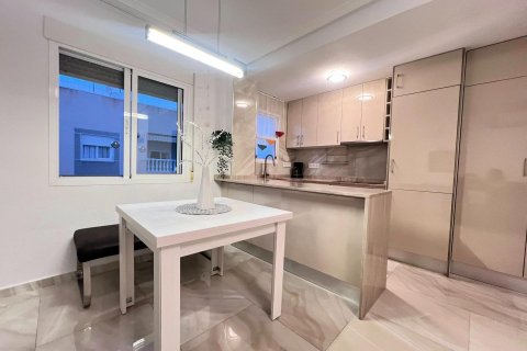 Appartamento in vendita a Torrevieja, Alicante, Spagna 60 mq. N° 182892 - foto 4