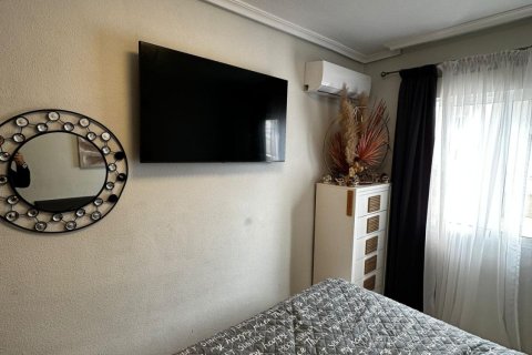 Apartamento en venta en Torrevieja, Alicante, España 2 dormitorios, 55 m2 No. 182889 - foto 11