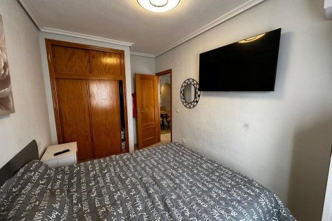 Apartamento en venta en Torrevieja, Alicante, España 2 dormitorios, 55 m2 No. 182889 - foto 15