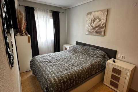 Apartamento en venta en Torrevieja, Alicante, España 2 dormitorios, 55 m2 No. 182889 - foto 20
