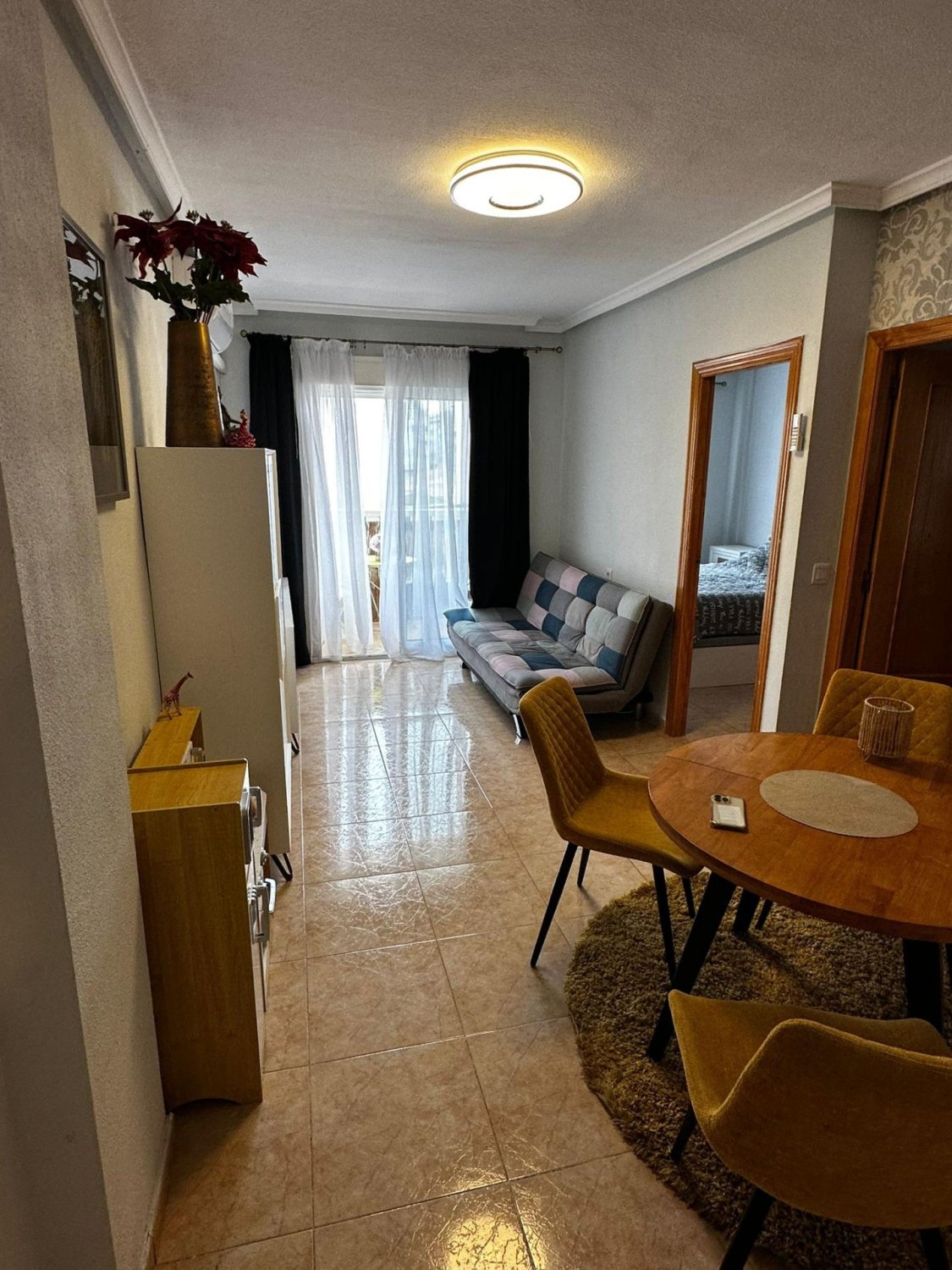 Apartamento en Torrevieja, Alicante, España 2 dormitorios, 55 m2 No. 182889