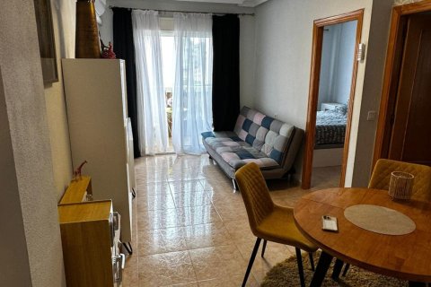 Apartamento en venta en Torrevieja, Alicante, España 2 dormitorios, 55 m2 No. 182889 - foto 12
