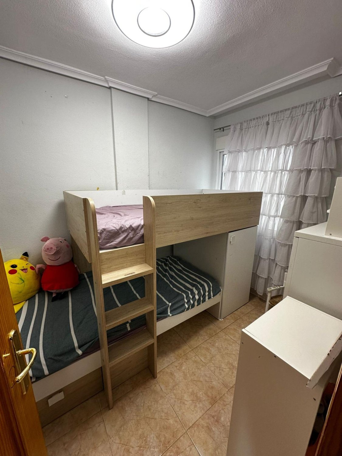 Apartamento en Torrevieja, Alicante, España 2 dormitorios, 55 m2 No. 182889