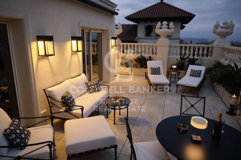 Penthouse for rent in Barcelona, Spain 2 bedrooms, 209 sq.m. No. 160528 - photo 4