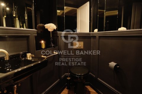 Penthouse for rent in Barcelona, Spain 2 bedrooms, 209 sq.m. No. 160528 - photo 15