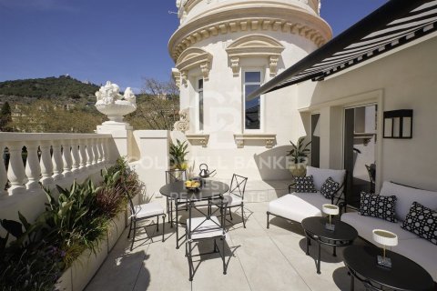 Penthouse for rent in Barcelona, Spain 2 bedrooms, 209 sq.m. No. 160528 - photo 2