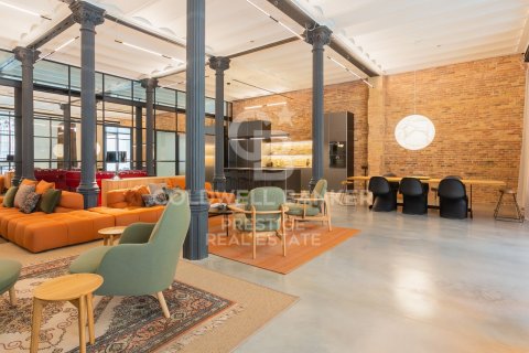 Apartment for rent in Barcelona, Spain 2 bedrooms, 303 sq.m. No. 160525 - photo 2