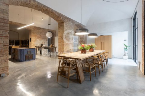 Apartment for rent in Barcelona, Spain 2 bedrooms, 303 sq.m. No. 160525 - photo 23