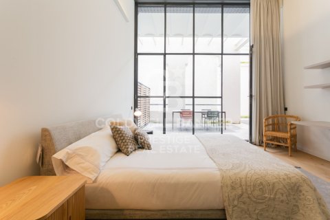 Apartment for rent in Barcelona, Spain 2 bedrooms, 303 sq.m. No. 160525 - photo 15