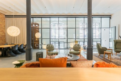 Apartment for rent in Barcelona, Spain 2 bedrooms, 303 sq.m. No. 160525 - photo 3