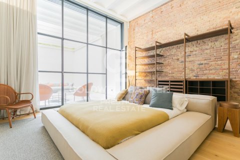 Apartment for rent in Barcelona, Spain 2 bedrooms, 303 sq.m. No. 160525 - photo 16