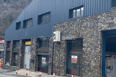 Commercial property for rent in Principado De Andorra (Ninguna Poblacion Tiene C.P.), Lleida, Spain 744 sq.m. No. 160527 - photo 21