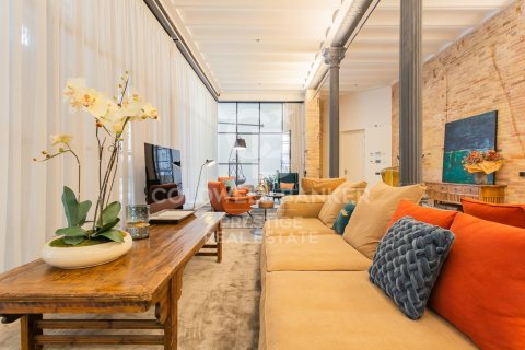 Apartment for rent in Barcelona, Spain 2 bedrooms, 338 sq.m. No. 160526 - photo 6