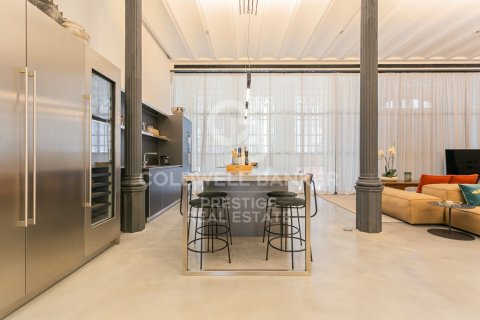 Apartment for rent in Barcelona, Spain 2 bedrooms, 338 sq.m. No. 160526 - photo 9