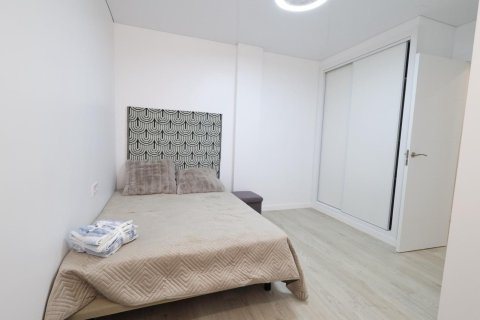 Apartamento en venta en Torrevieja, Alicante, España 3 dormitorios, 105 m2 No. 190063 - foto 10