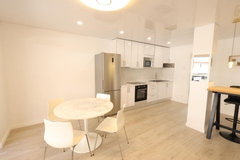 Apartamento en venta en Torrevieja, Alicante, España 3 dormitorios, 105 m2 No. 190063 - foto 8