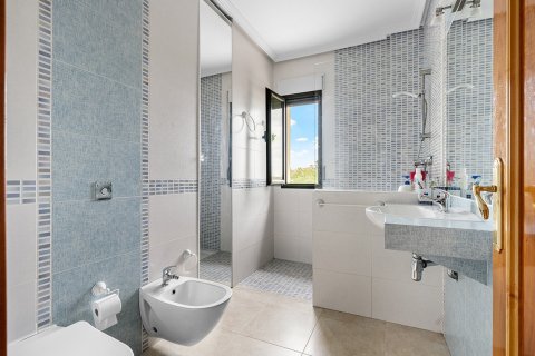 Villa in vendita a Alicante, Spagna 5 camere da letto, 381 mq. N° 155047 - foto 11