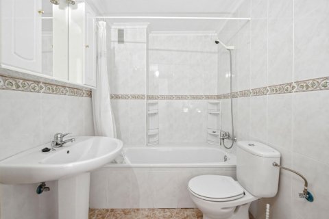 Wohnung zum Verkauf in Torrevieja, Alicante, Spanien 3 Schlafzimmer, 86 m2 Nr. 155045 - Foto 14