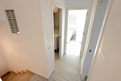 Villa en venta en La Zenia, Alicante, España 2 dormitorios, 163 m2 No. 155042 - foto 29