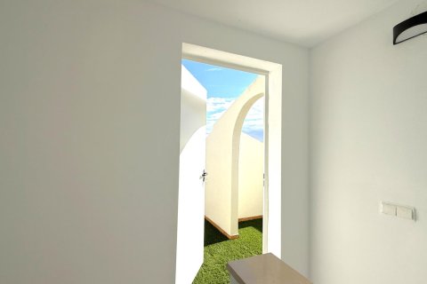 Villa en venta en La Zenia, Alicante, España 2 dormitorios, 163 m2 No. 155042 - foto 14