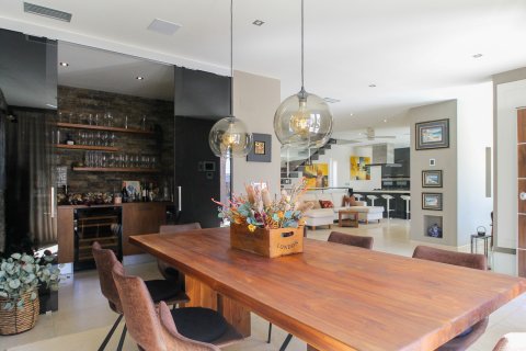 Villa pārdošanā Torrevieja, Alicante, Spānijā 4 istabas, 324 m2 Nr. 155076 - attēls 10