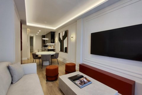 Apartment for sale in Madrid, Spain 2 bedrooms, 97 sq.m. No. 165473 - photo 6