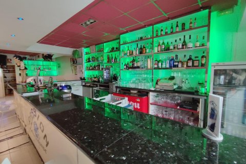 Propiedad comercial en Villamartin, Alicante, España 170 m2 No. 165470