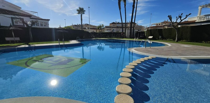 Attico a Torrevieja, Alicante, Spagna 4 camere da letto,  N° 165471