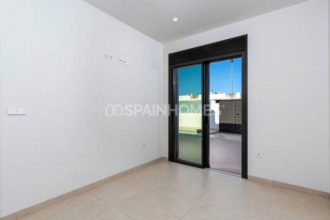 Ático en venta en Pilar de la Horadada, Alicante, España 3 dormitorios, 90 m2 No. 139753 - foto 24