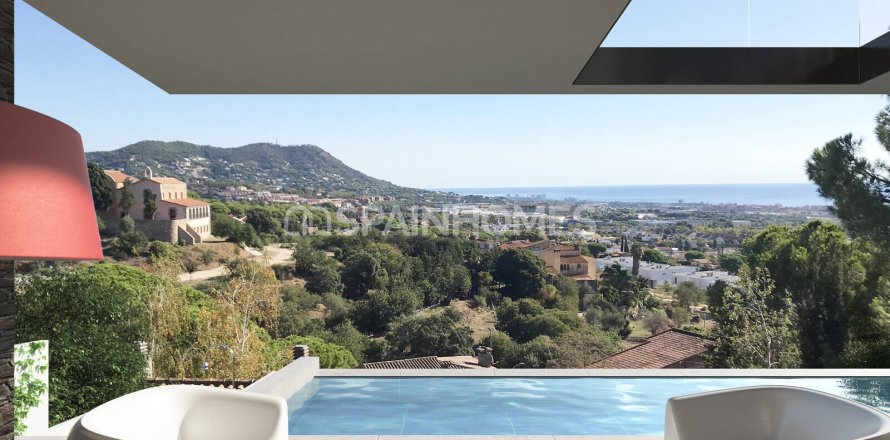 Huvila Barcelona, Espanja 5 makuuhuonetta, 312 m2 No. 139757