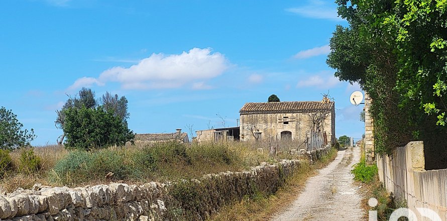 Liikekiinteistö Llubi, Mallorca, Espanja No. 153076