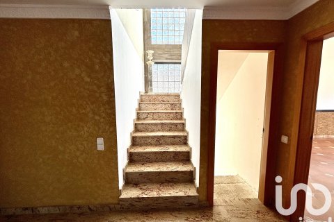 Dom w Amposta, Tarragona, Hiszpania 4 sypialnie, 271 mkw. nr 153077 – zdjęcie 14