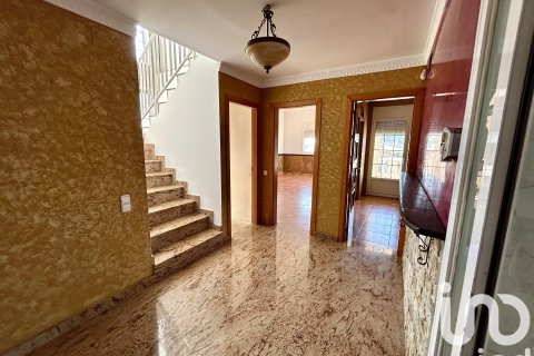 Dom w Amposta, Tarragona, Hiszpania 4 sypialnie, 271 mkw. nr 153077 – zdjęcie 7