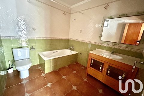 Dom w Amposta, Tarragona, Hiszpania 4 sypialnie, 271 mkw. nr 153077 – zdjęcie 22