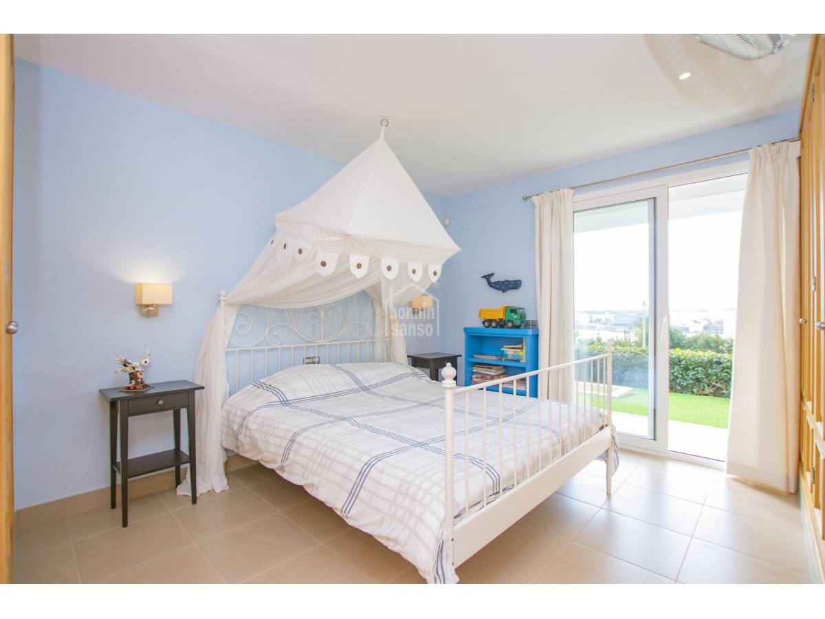 Villa i Mahon, Menorca, Spanien 5 sovrum, 218 kvm. Nr. 65254