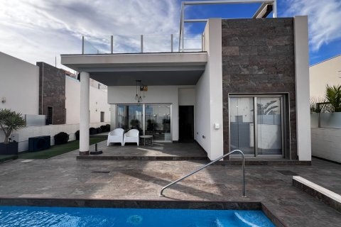 Villa i Alicante, Spanien 3 sovrum, 120 kvm. Nr. 189613