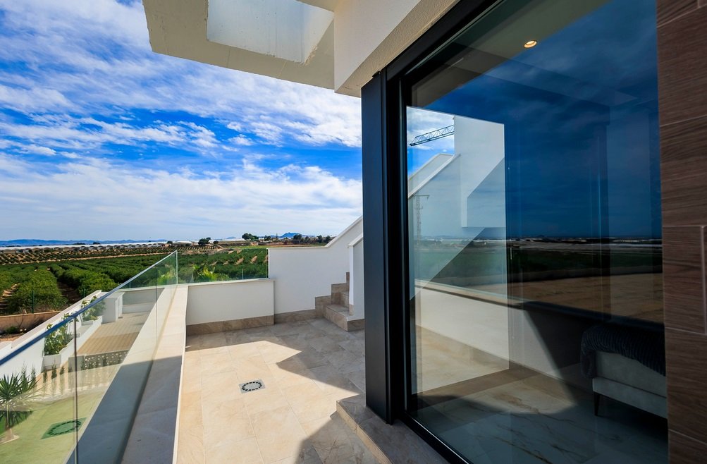 Villa i Alicante, Spanien 3 sovrum, 120 kvm. Nr. 145224