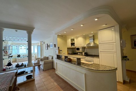 Apartment for rent Santa Ponsa, Mallorca, Spain 2 bedrooms, 120 sq.m. No. 139182 - photo 5