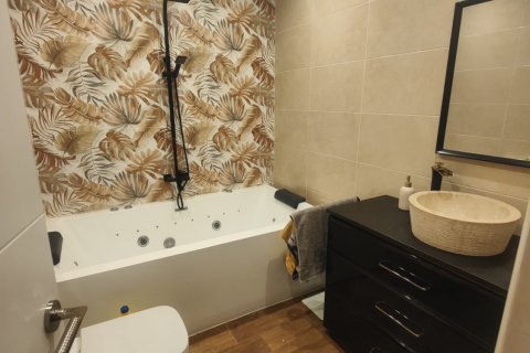 Villetta a schiera in vendita a Reus, Tarragona, Spagna 4 camere da letto, 181 mq. N° 195730 - foto 5