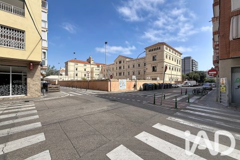 Lägenhet till salu i Vilanova i la Geltru, Barcelona, Spanien 4 sovrum, 107 kvm. Nr. 195728 - foto 28