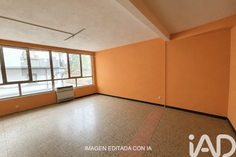Commercial property for sale in Leon, Spain 3 bedrooms, 120 sq.m. No. 195729 - photo 2