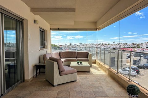 Lägenhet till salu La Zenia, Alicante, Spanien 4 sovrum, 175 kvm. Nr. 136929 - foto 1