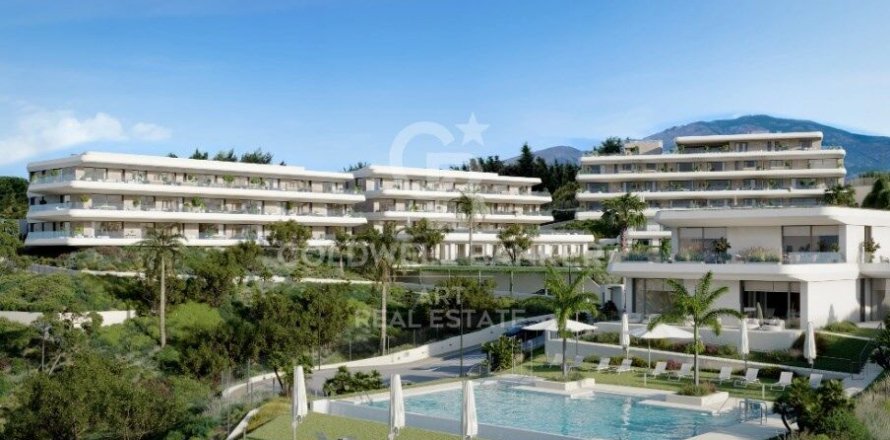 Apartment à Estepona, Malaga, Espagne 2 chambres, 136 m2 No. 178534