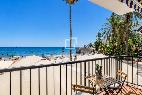 Apartamento en venta en Sitges, Barcelona, España 2 dormitorios, 76 m2 No. 193681 - foto 2