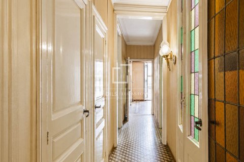 Apartamento en venta en Barcelona, España 5 dormitorios, 106 m2 No. 193676 - foto 30