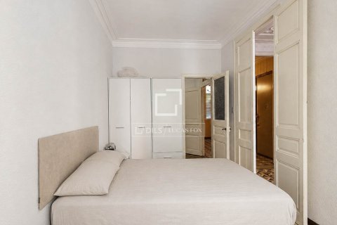 Apartamento en venta en Barcelona, España 5 dormitorios, 106 m2 No. 193676 - foto 7