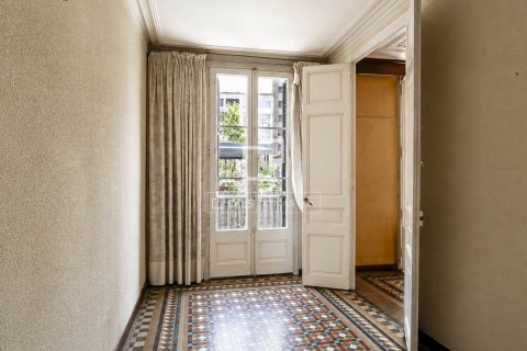 Apartamento en venta en Barcelona, España 5 dormitorios, 106 m2 No. 193676 - foto 25