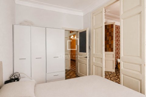 Apartamento en venta en Barcelona, España 5 dormitorios, 106 m2 No. 193676 - foto 8