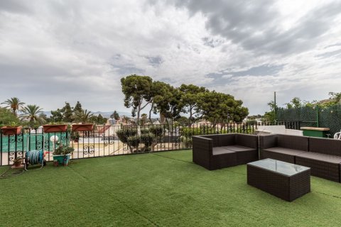 Villa for sale Alicante, Spain 3 bedrooms, 285 sq.m. No. 119671 - photo 3